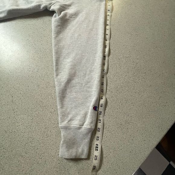 Champion reverse weave single colour tag - Picture 10 of 13